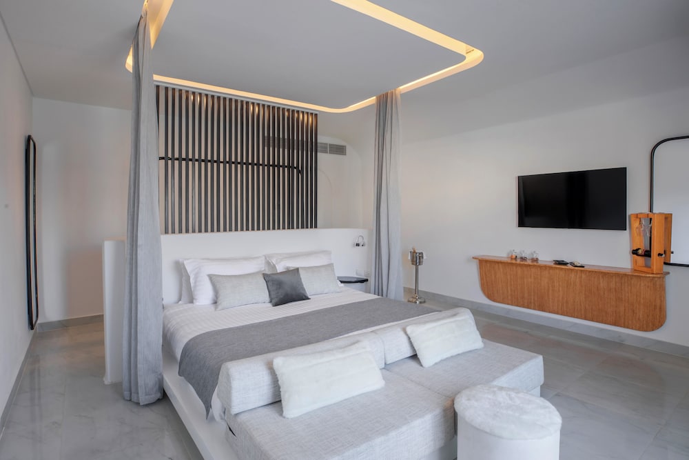 White Hills Resort — Hotel rooms in Sharm El Sheikh, Red Sea