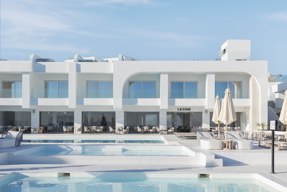 White Hills Resort — Hotel building in Sharm El Sheikh, Red Sea