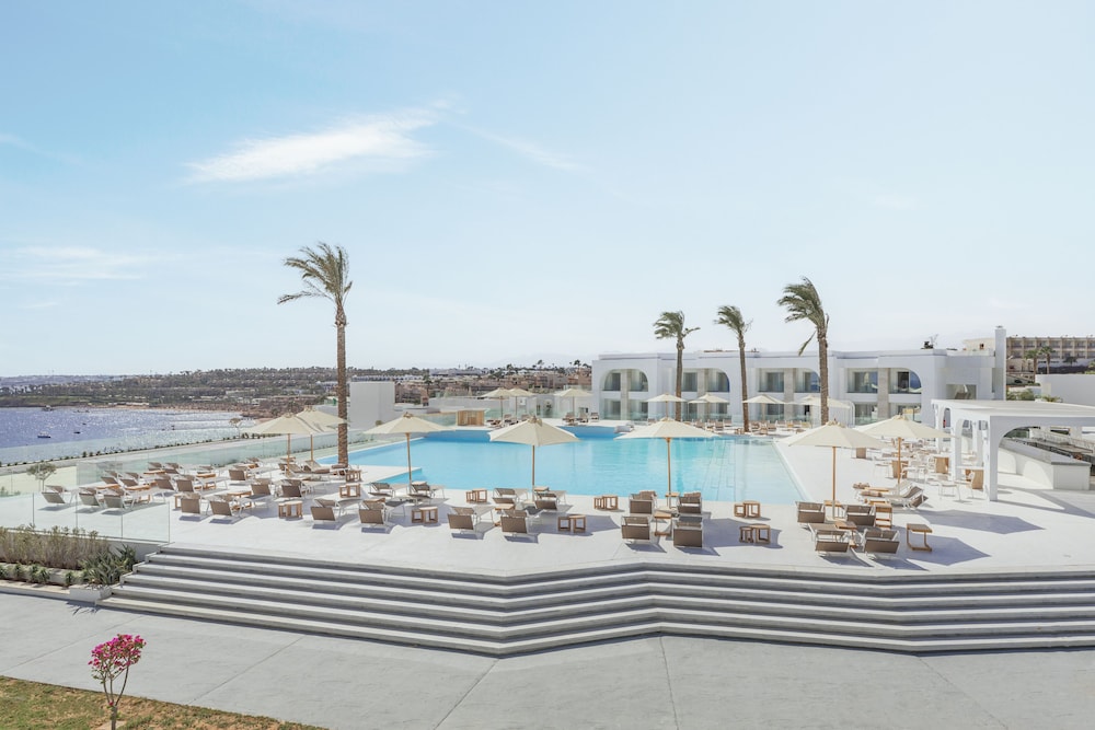 White Hills Resort — Swimming pool in Sharm El Sheikh, Red Sea