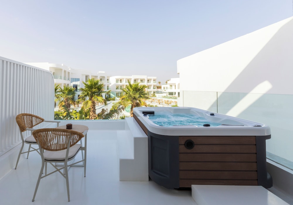 Meraki Sharm El Sheikh Resort — Hotel rooms in Sharm El Sheikh, Red Sea