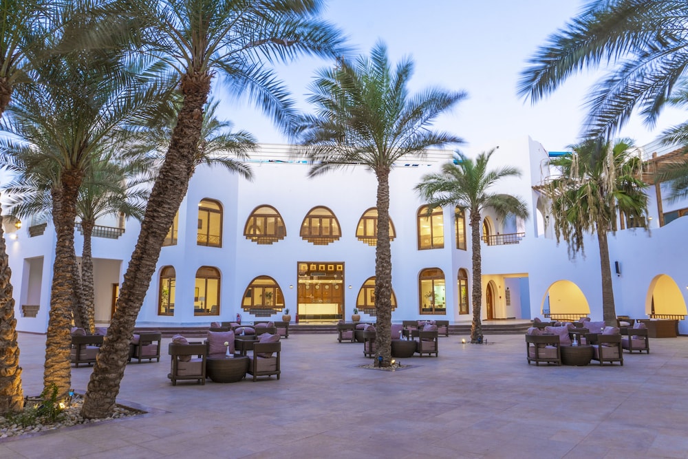 Safir Dahab Resort — Hotel building in Dahab, Red Sea