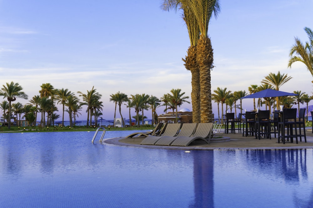 Safir Dahab Resort — Swimming pool in Dahab, Red Sea