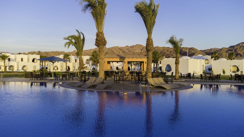 Safir Dahab Resort — Swimming pool in Dahab, Red Sea