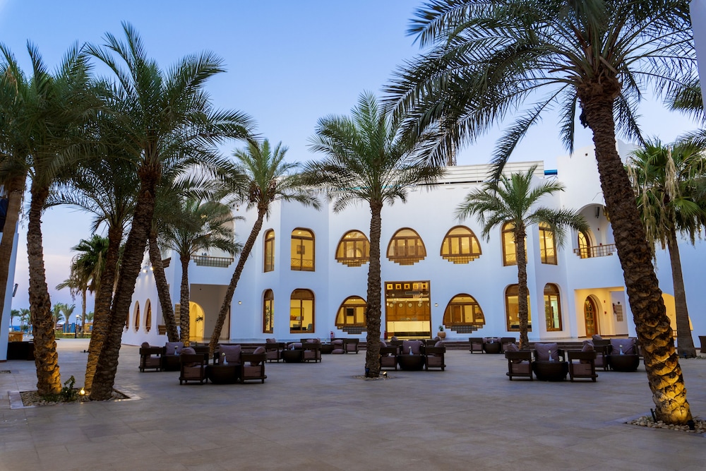 Safir Dahab Resort — Hotel building in Dahab, Red Sea