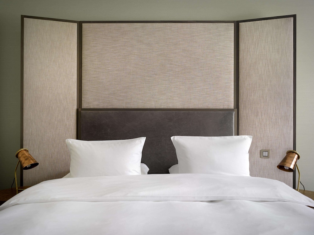 The Emblem Prague Hotel — Hotel rooms in Prague, Prague