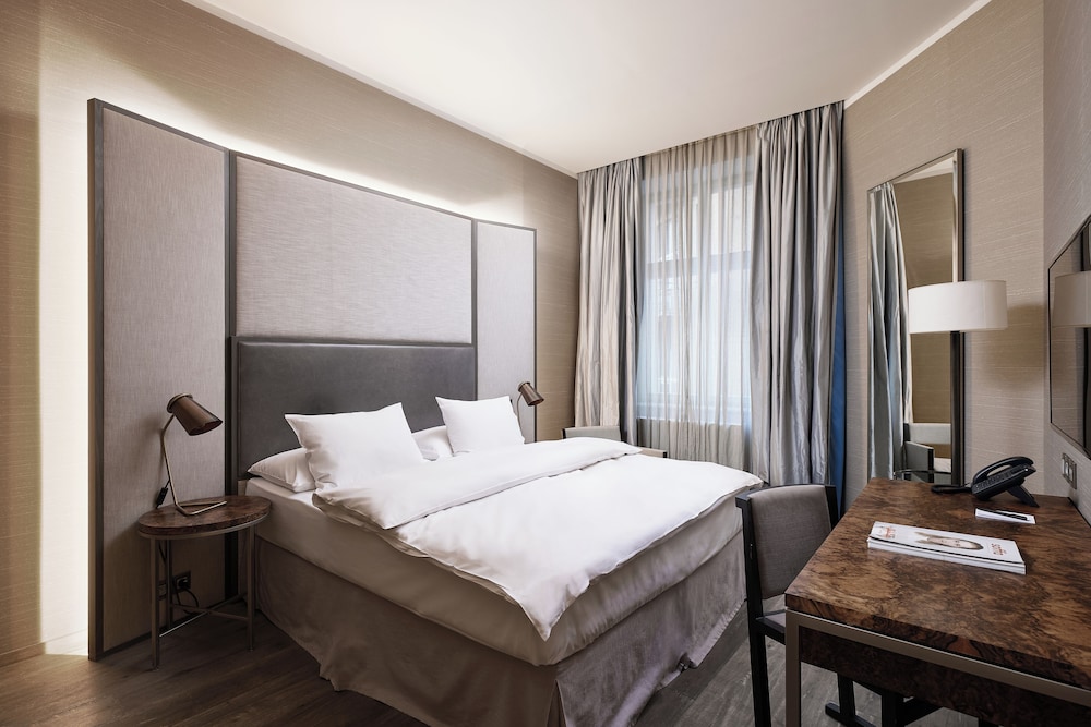 The Emblem Prague Hotel — Hotel rooms in Prague, Prague