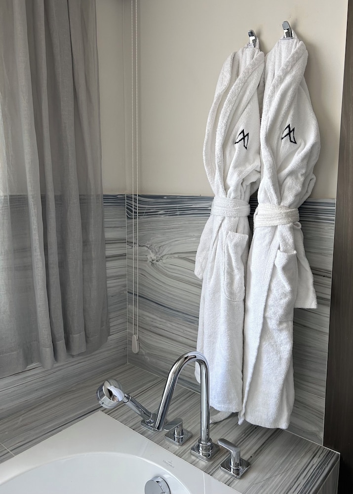 The Emblem Prague Hotel — Hotel rooms in Prague, Prague