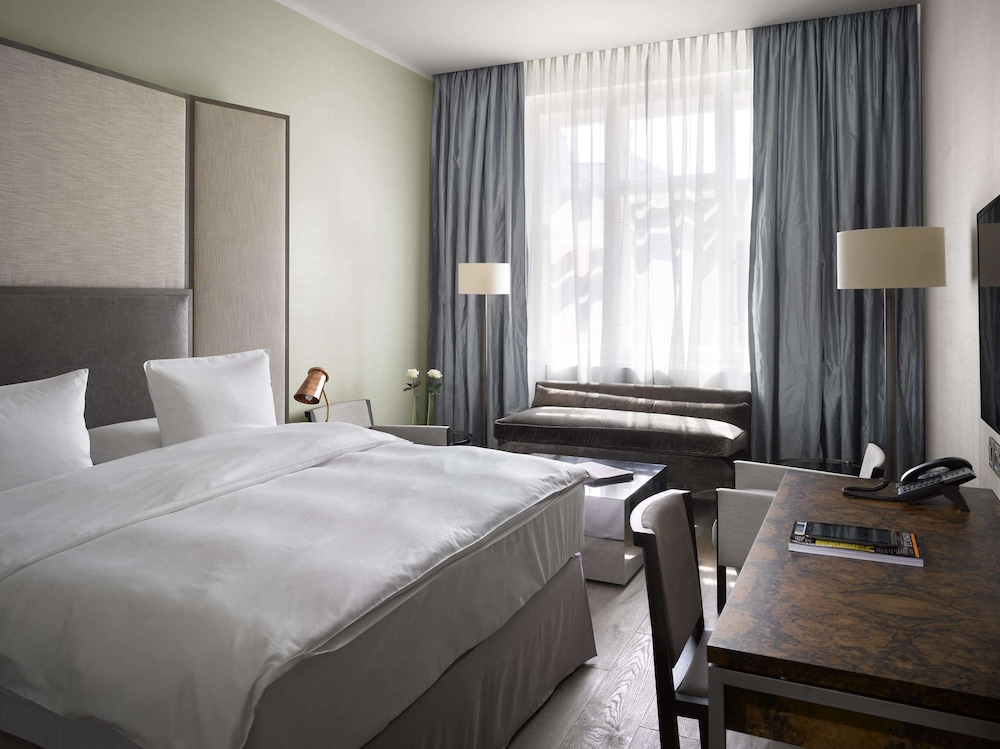 The Emblem Prague Hotel — Hotel rooms in Prague, Prague