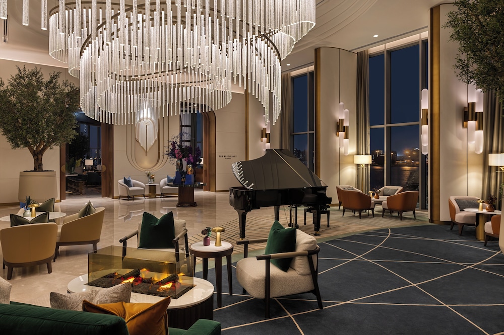 Address Creek Harbour — Restaurant & bars in Dubai