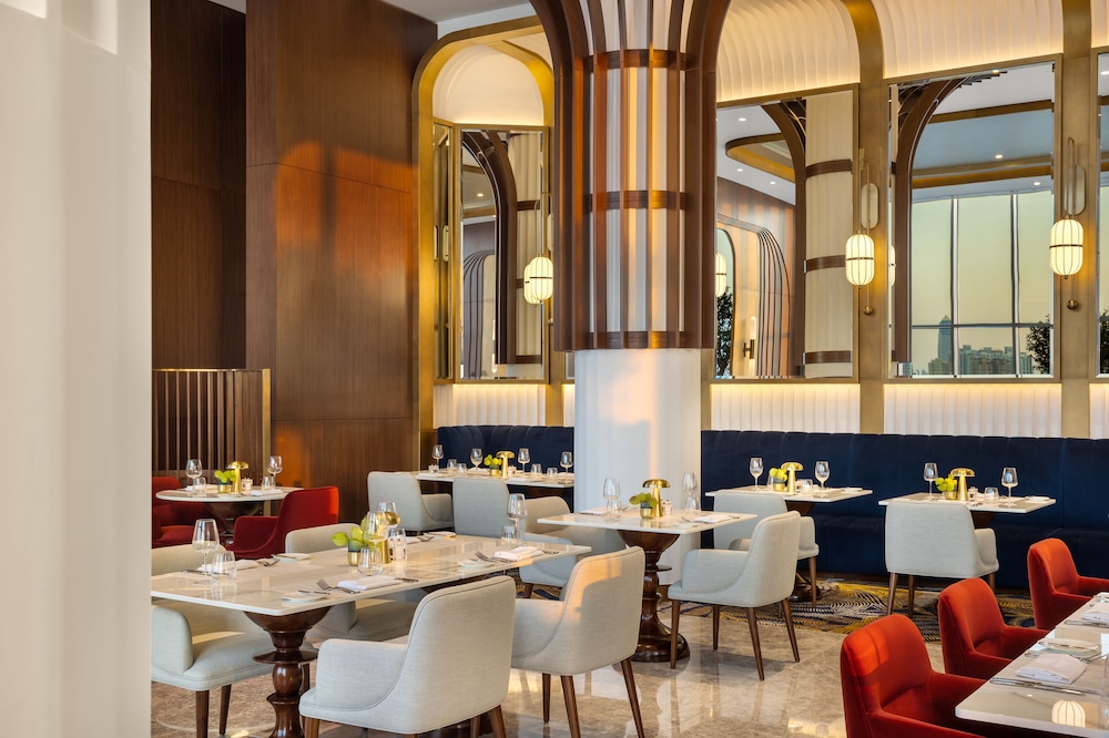 Address Creek Harbour — Restaurant & bars in Dubai