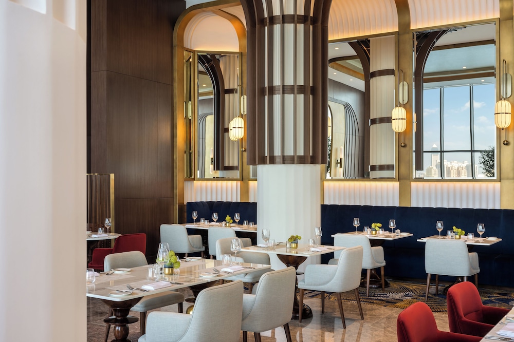 Address Creek Harbour — Restaurant & bars in Dubai