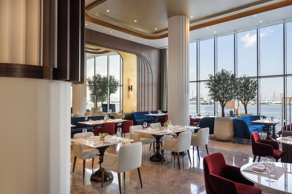 Address Creek Harbour — Restaurant & bars in Dubai