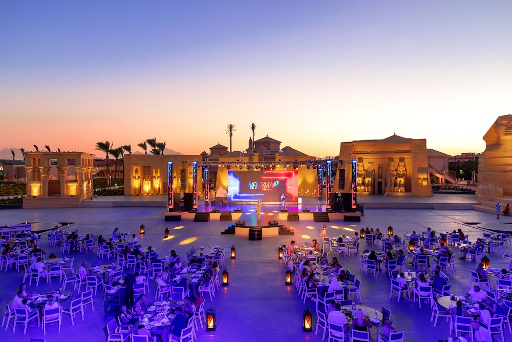 Pickalbatros Water Valley Resort - Neverland Hurghada — Restaurant & bars in Hurghada, Red Sea
