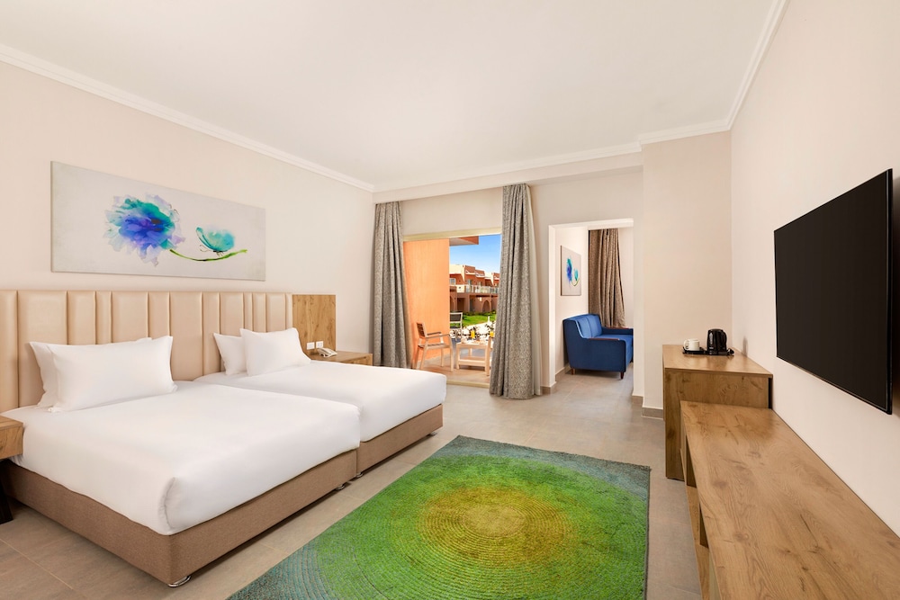 Pickalbatros Water Valley Resort - Neverland Hurghada — Hotel rooms in Hurghada, Red Sea