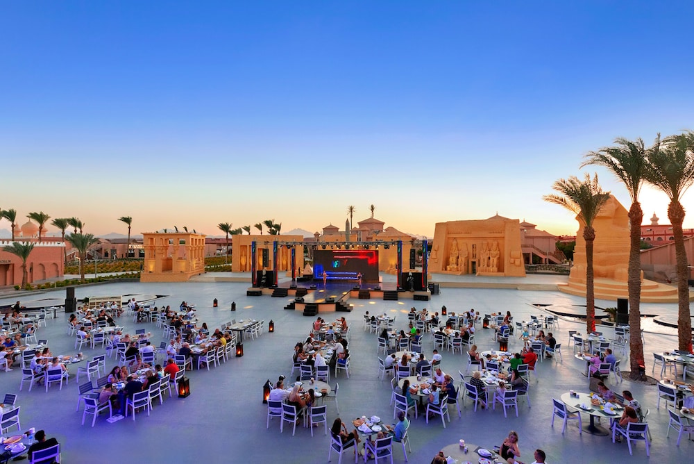 Pickalbatros Water Valley Resort - Neverland Hurghada — Restaurant & bars in Hurghada, Red Sea