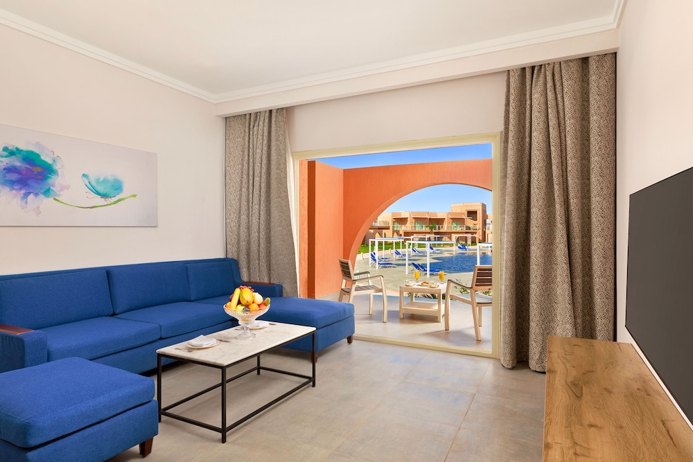 Pickalbatros Water Valley Resort - Neverland Hurghada — Hotel rooms in Hurghada, Red Sea