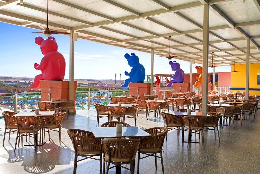 Pickalbatros Water Valley Resort - Neverland Hurghada — Restaurant & bars in Hurghada, Red Sea
