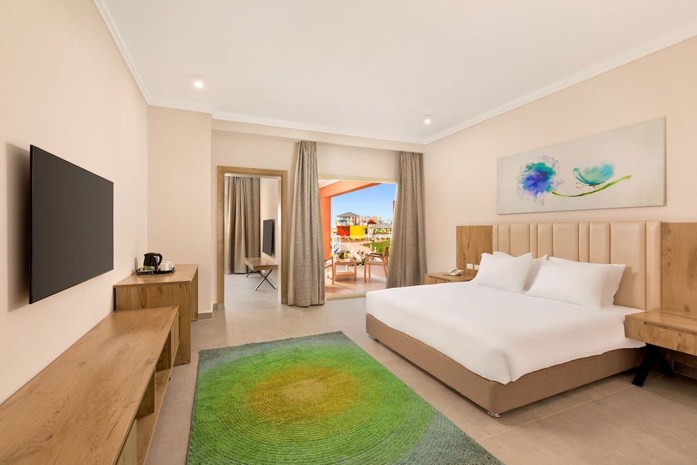 Pickalbatros Water Valley Resort - Neverland Hurghada — Hotel rooms in Hurghada, Red Sea