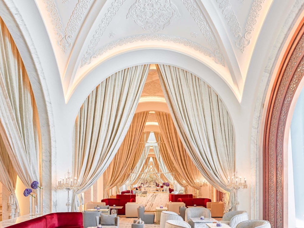 Raffles Doha — Restaurant & bars in Doha, Umm Salal