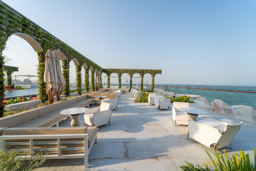 Raffles Doha — Restaurant & bars in Doha, Umm Salal