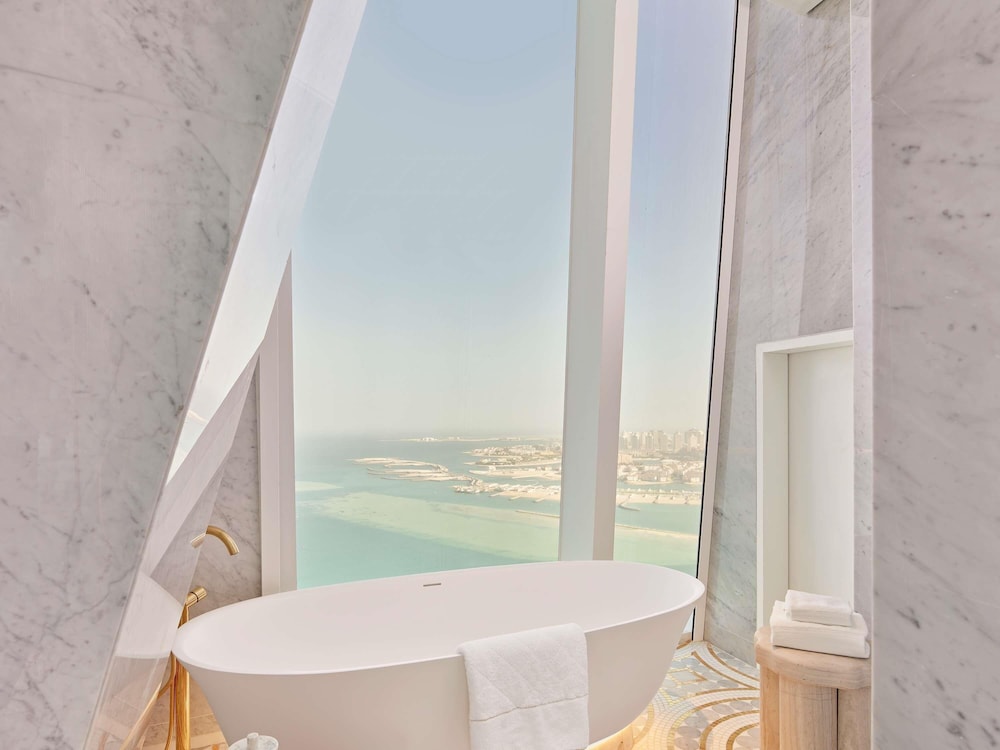 Raffles Doha — Hotel rooms in Doha, Umm Salal
