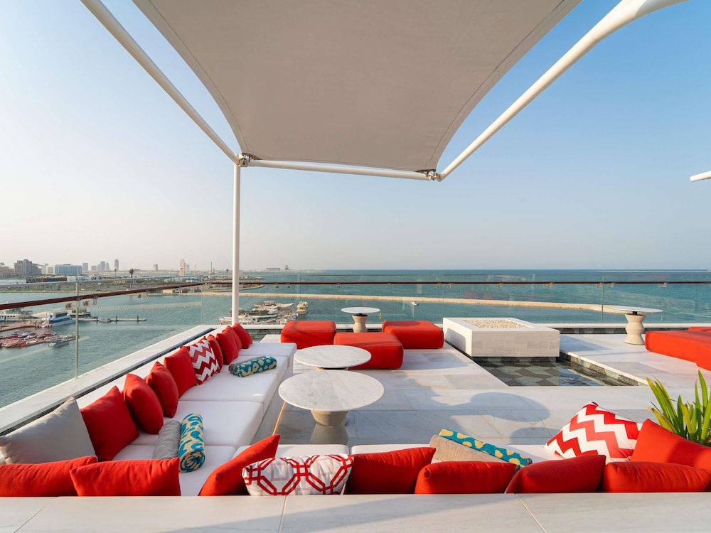 Raffles Doha — Restaurant & bars in Doha, Umm Salal