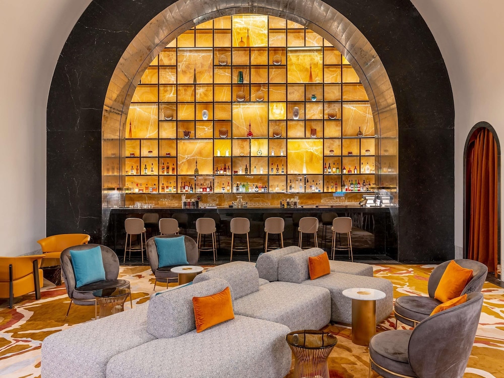 Raffles Doha — Restaurant & bars in Doha, Umm Salal