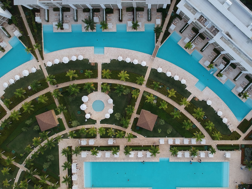 Paradisus Grand Cana - All Suites - All Inclusive — Swimming pool in Bavaro, La Altagracia