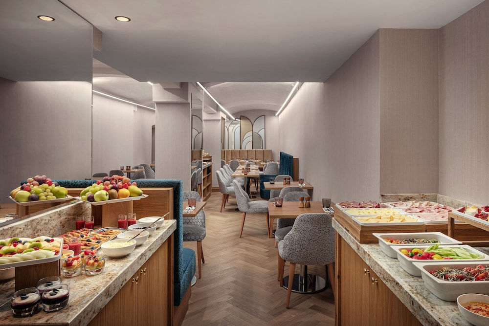 Allure Hotel & Residence Prague — Restaurant & bars in Prague, Prague