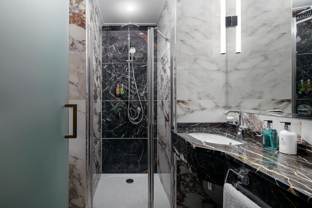 Allure Hotel & Residence Prague — Hotel rooms in Prague, Prague