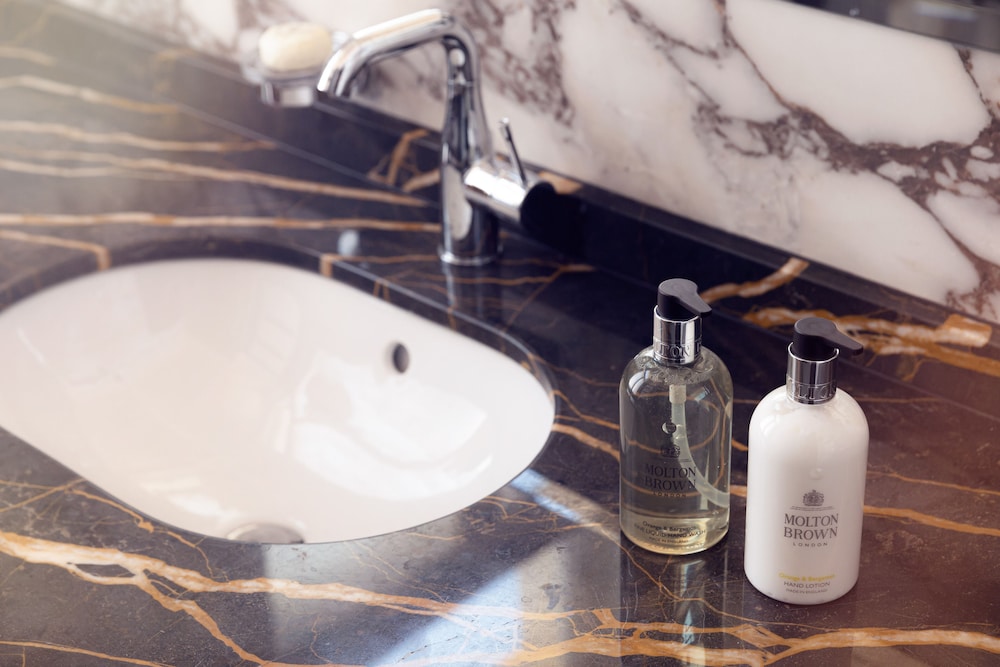 Allure Hotel & Residence Prague — Hotel rooms in Prague, Prague