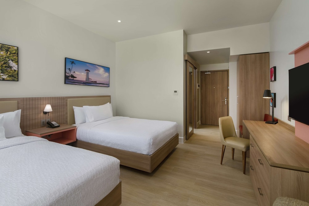 Hilton Garden Inn La Romana — Hotel rooms in La Romana