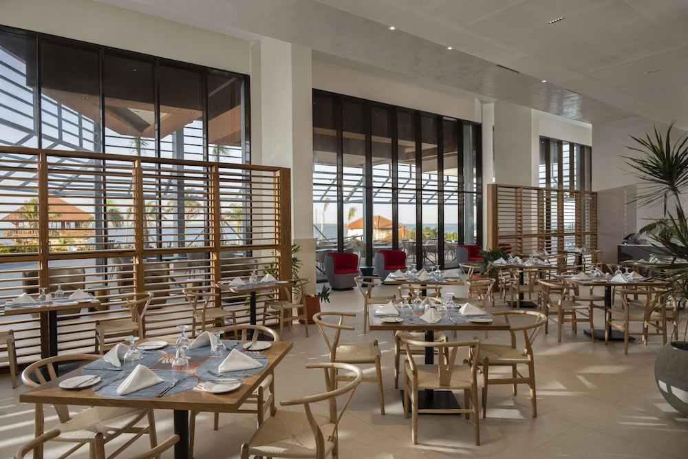 Hilton Garden Inn La Romana — Restaurant & bars in La Romana