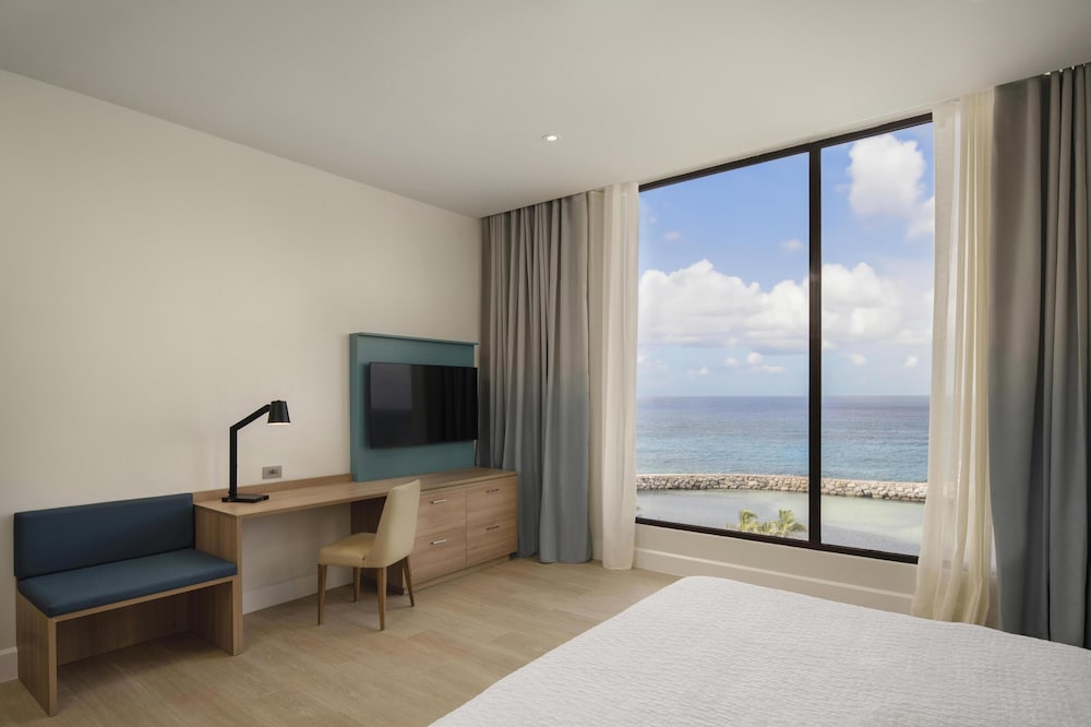 Hilton Garden Inn La Romana — Hotel rooms in La Romana