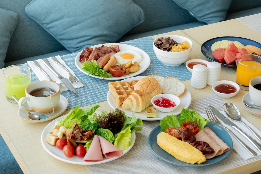 Somerset Pattaya — Restaurant & bars in Pattaya, Chonburi