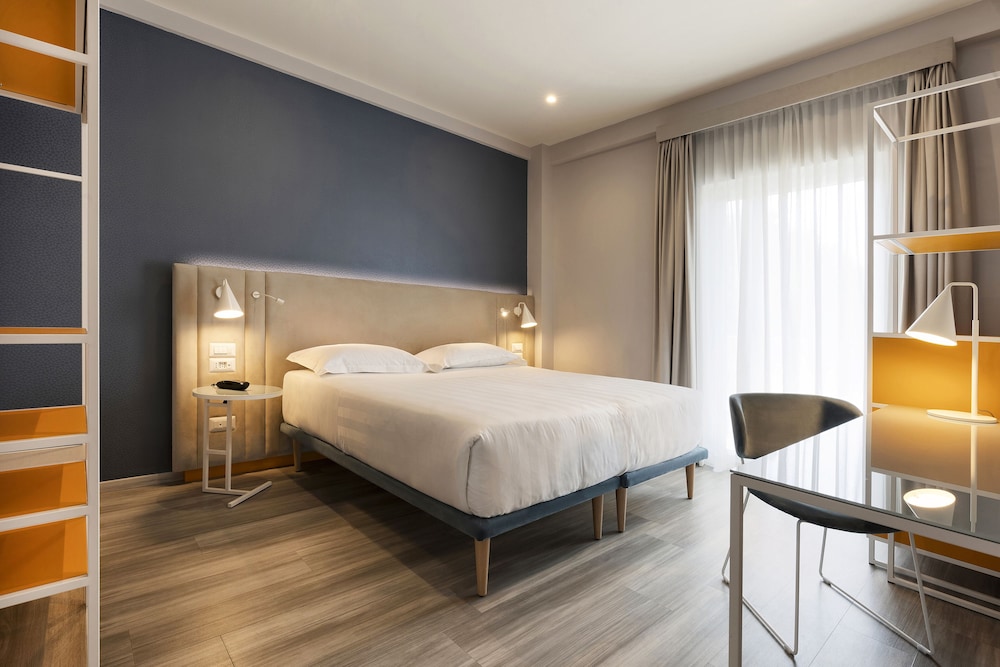 Adesso Hotel — Main photo in Rome, Lazio