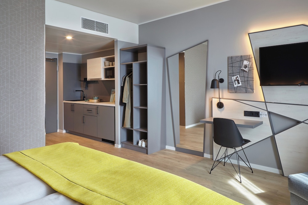 Candlewood Suites Dusseldorf Airport by IHG — Hotel rooms in Düsseldorf, North Rhine-Westphalia