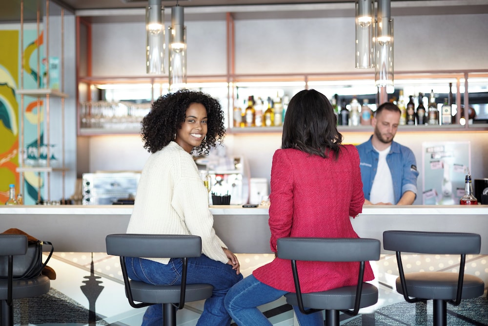Candlewood Suites Dusseldorf Airport by IHG — Restaurant & bars in Düsseldorf, North Rhine-Westphalia