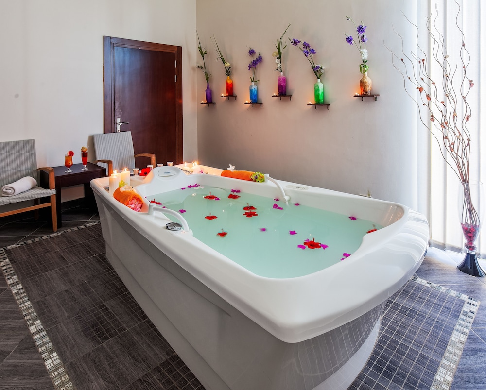 Cleopatra Luxury Resort Makadi Bay — Spa in Makadi Bay, Red Sea