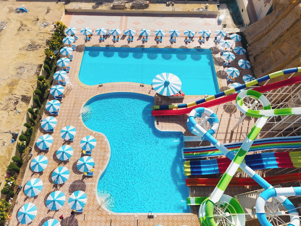 AMC Royal Hotel & Spa — Swimming pool in Hurghada, Red Sea