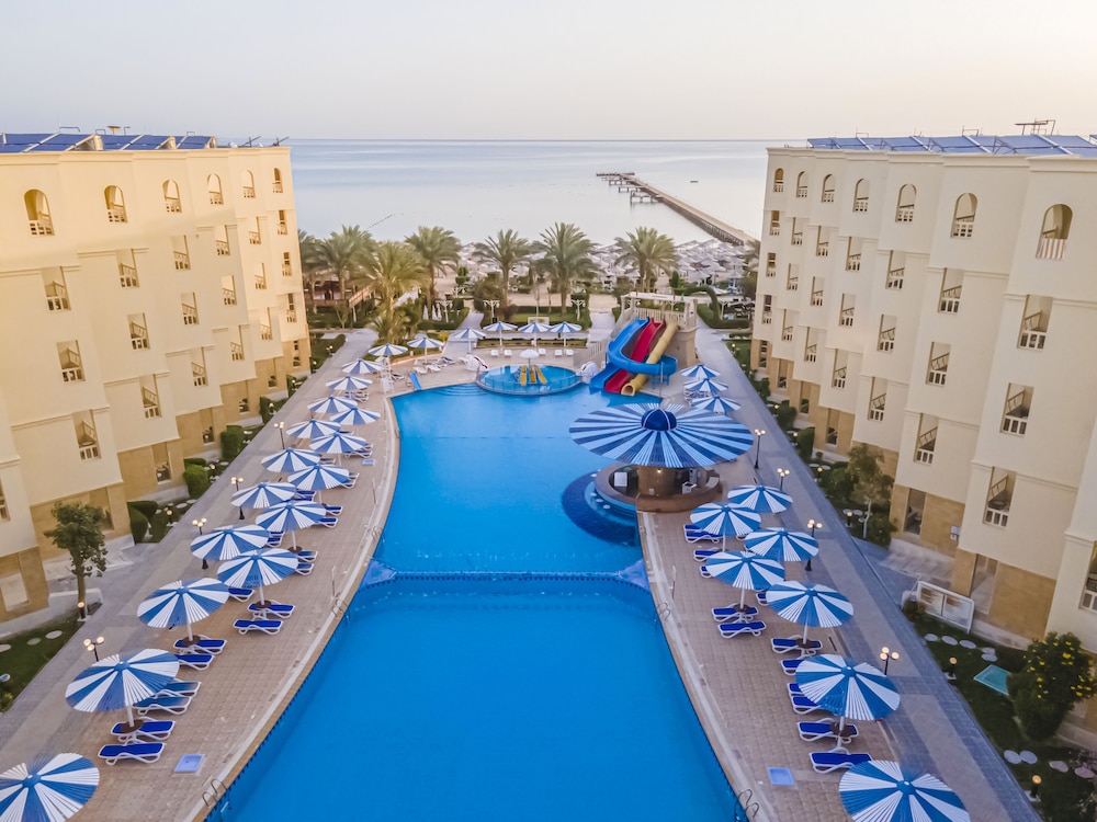 AMC Royal Hotel & Spa — Main photo in Hurghada, Red Sea