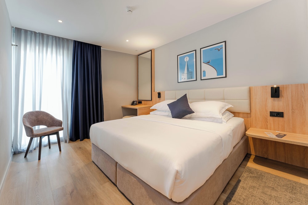 Hotel A'mare — Hotel rooms in Zadar, Zadar