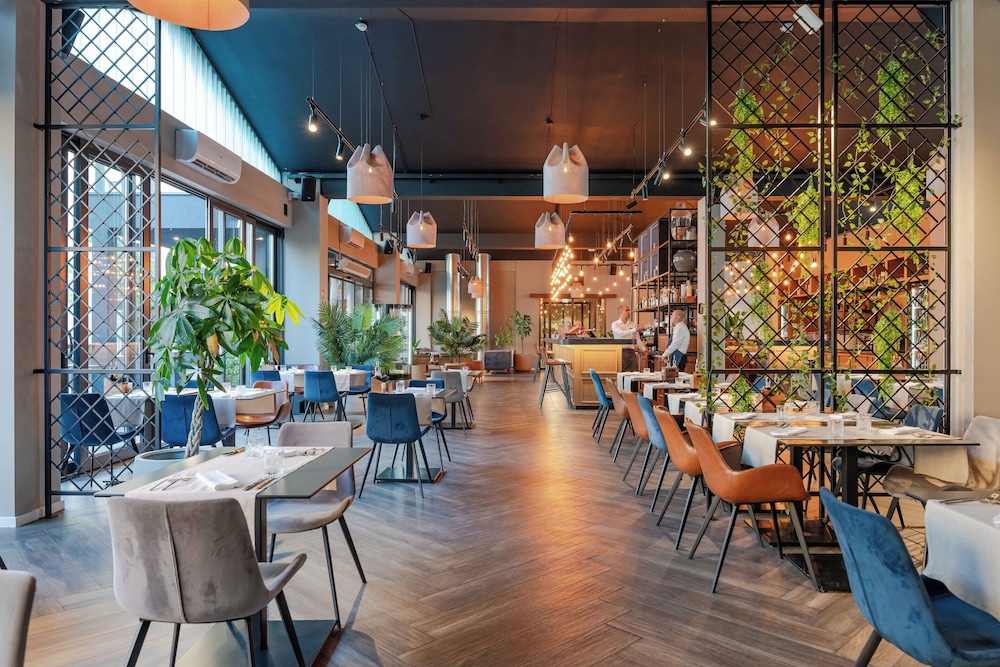 Hotel A'mare — Restaurant & bars in Zadar, Zadar