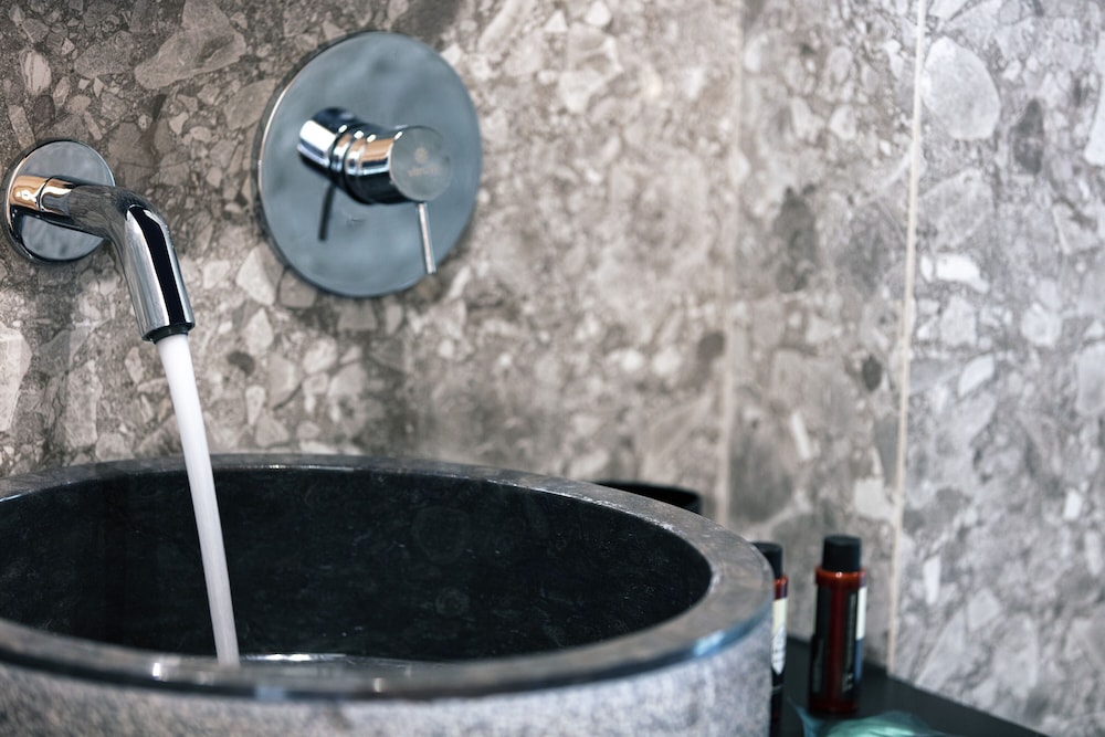 Chapter 02 Gallery Suites — Spa in Heraklion