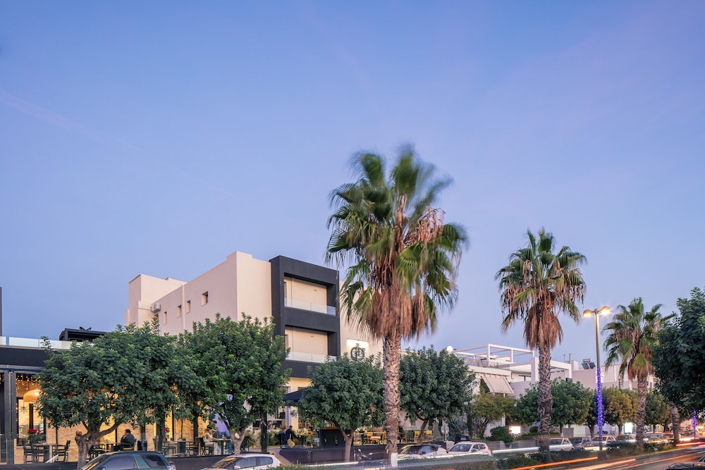 Chapter 02 Gallery Suites — Main photo in Heraklion