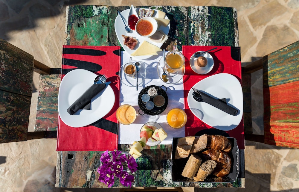 Boutique Hotel Ibizazen — Restaurant & bars in Santa Eulalia, Balearic Islands