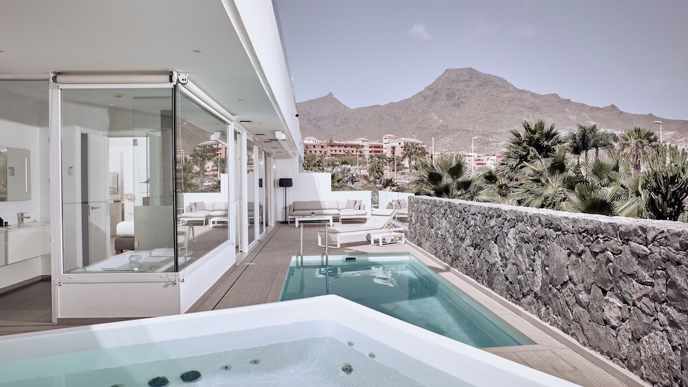 Domes Baobab Suites — Swimming pool in Costa Adeje, Canary Islands