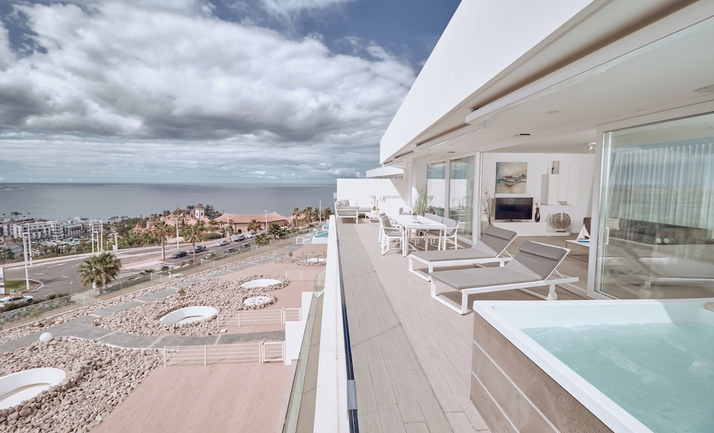 Domes Baobab Suites — Hotel rooms in Costa Adeje, Canary Islands
