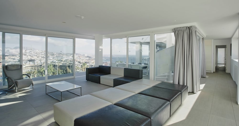 Domes Baobab Suites — Hotel rooms in Costa Adeje, Canary Islands