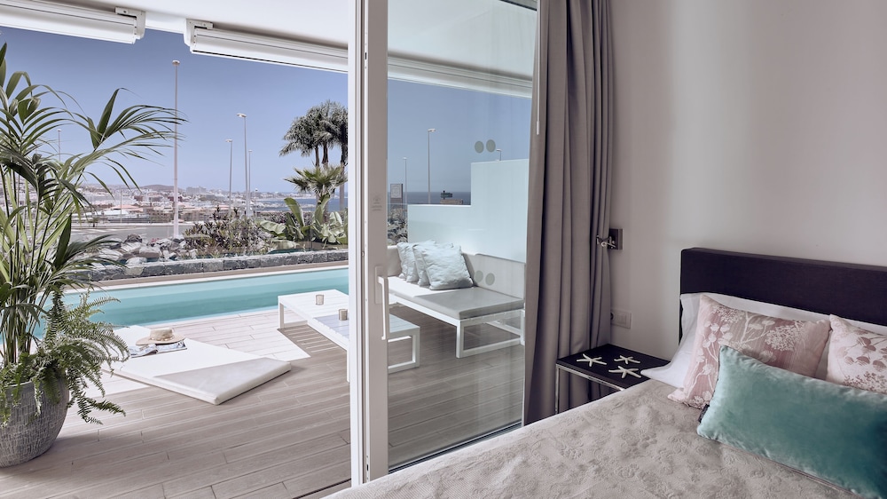 Domes Baobab Suites — Hotel rooms in Costa Adeje, Canary Islands